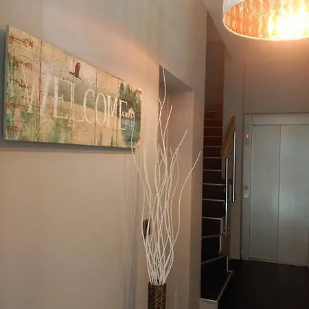 达贝雷拉酒店 2*